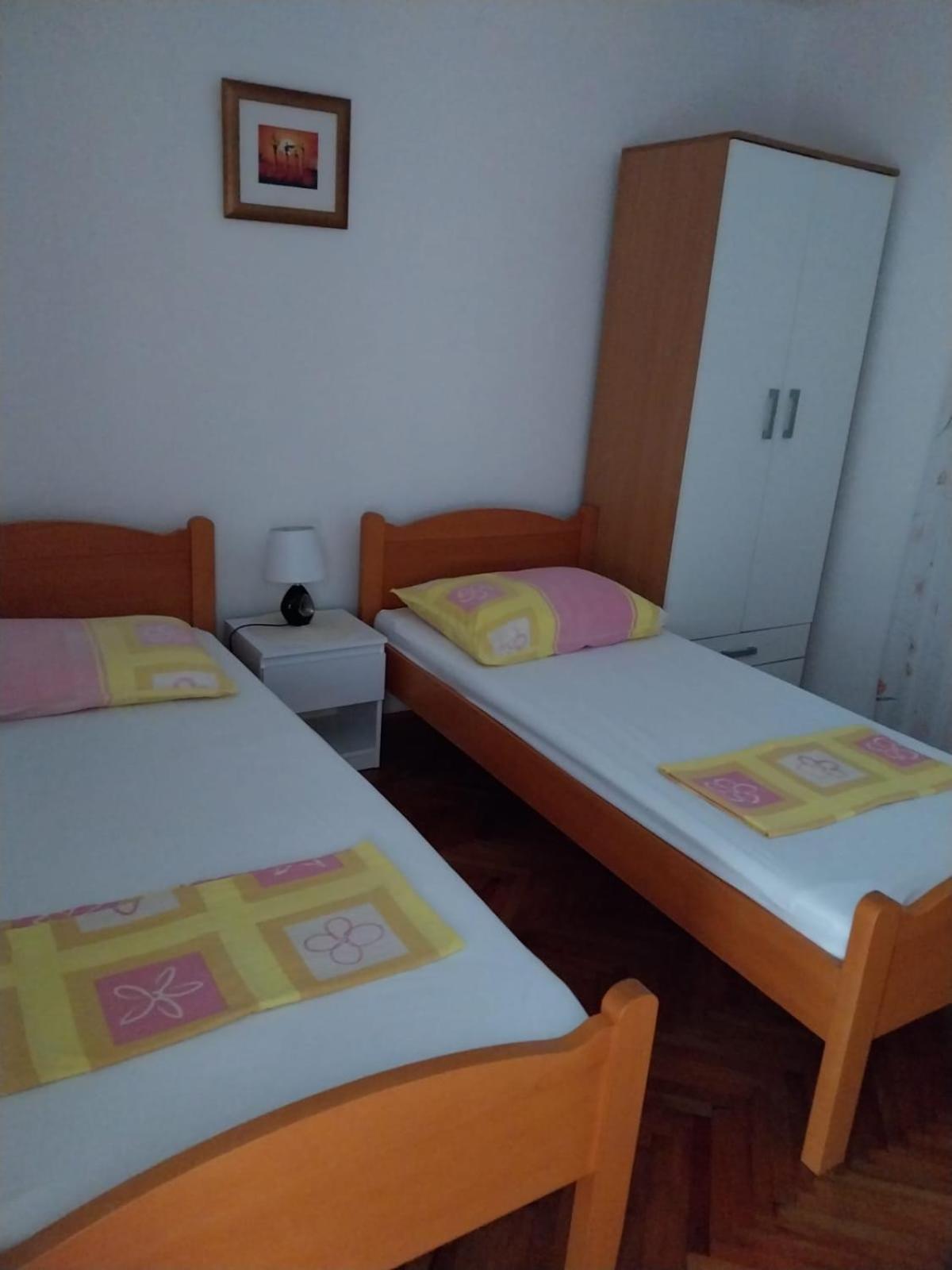 Apartment Miletic 特罗吉尔 外观 照片