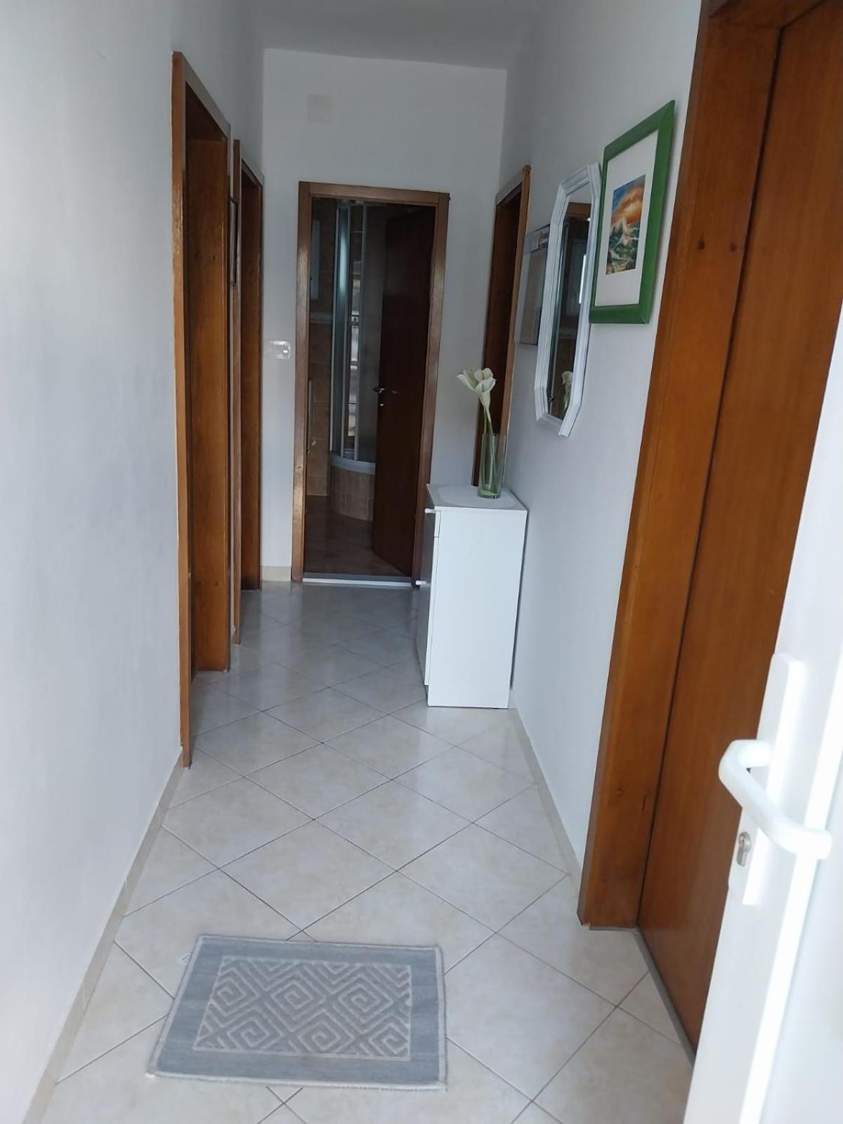 Apartment Miletic 特罗吉尔 外观 照片